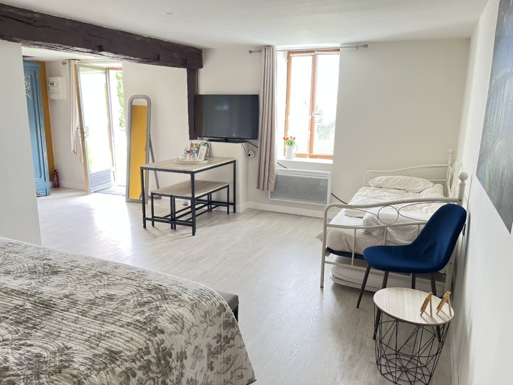 Bett und Schreibtisch „De Sterren“